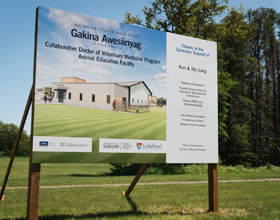 
    “Gakina Awesiinyag”: Innovative Vet School Combines Indigenous Wisdom with Modern Science
    